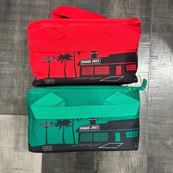 TRADER JOE'S NWT INSULATED LUNCH BAGS. RED & GREEN LIMITED EDITION Set o… - Picture 5 of 5